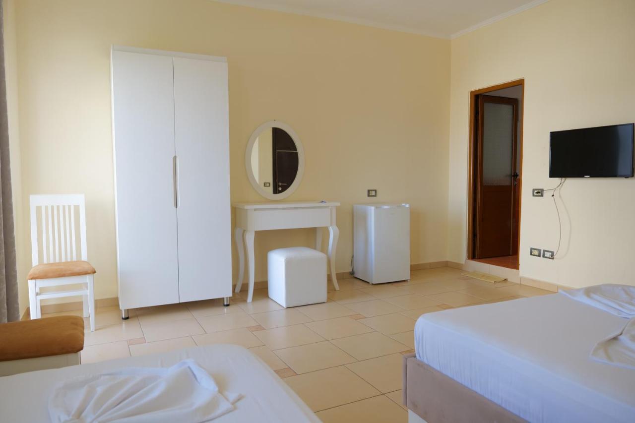 Hotell Rixhi 3*