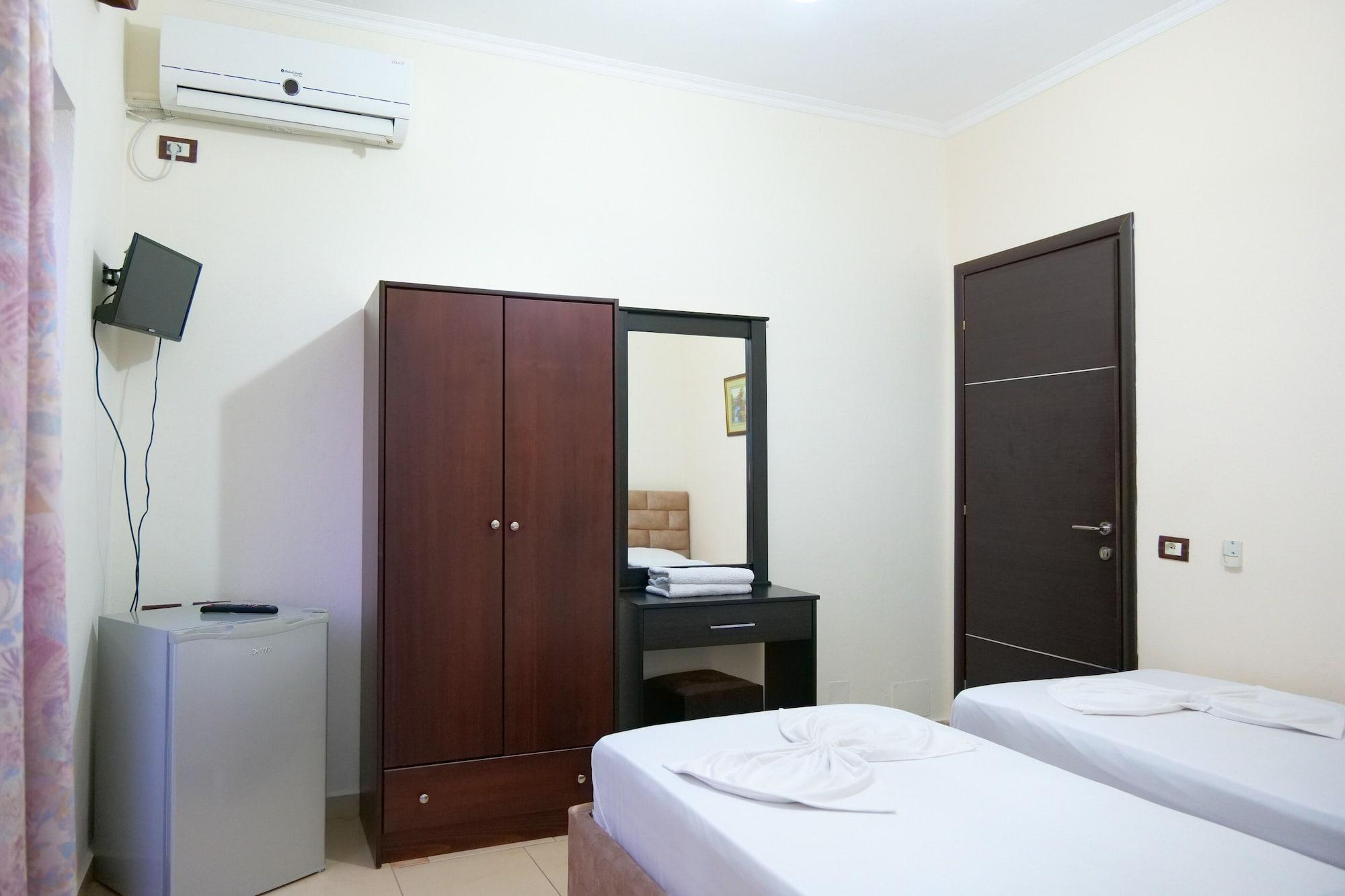 Rixhi Hotell